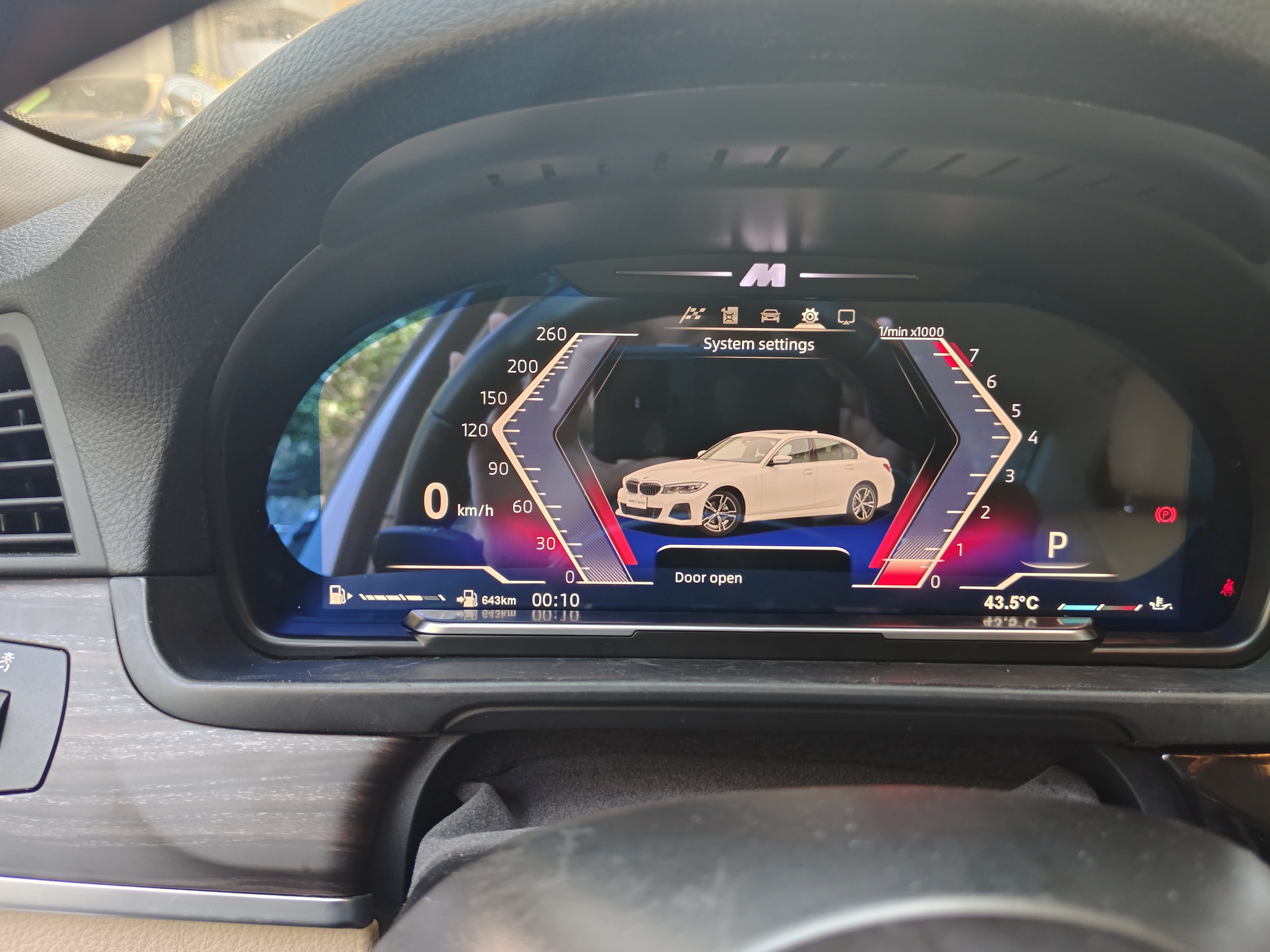 Musical Instrument In Africa - Car Dashboard Digital Cluster For BMW